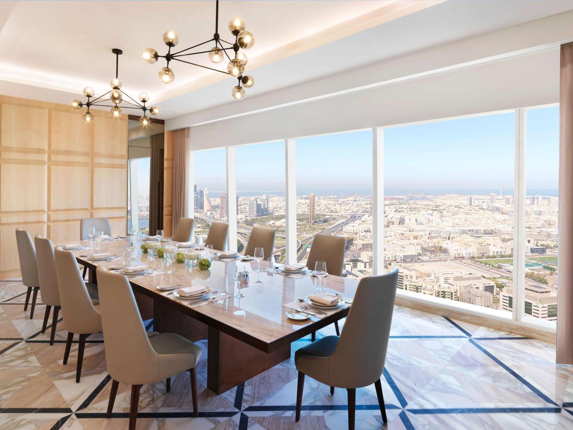 ホテル Sofitel Dubai The Obelisk エクステリア 写真