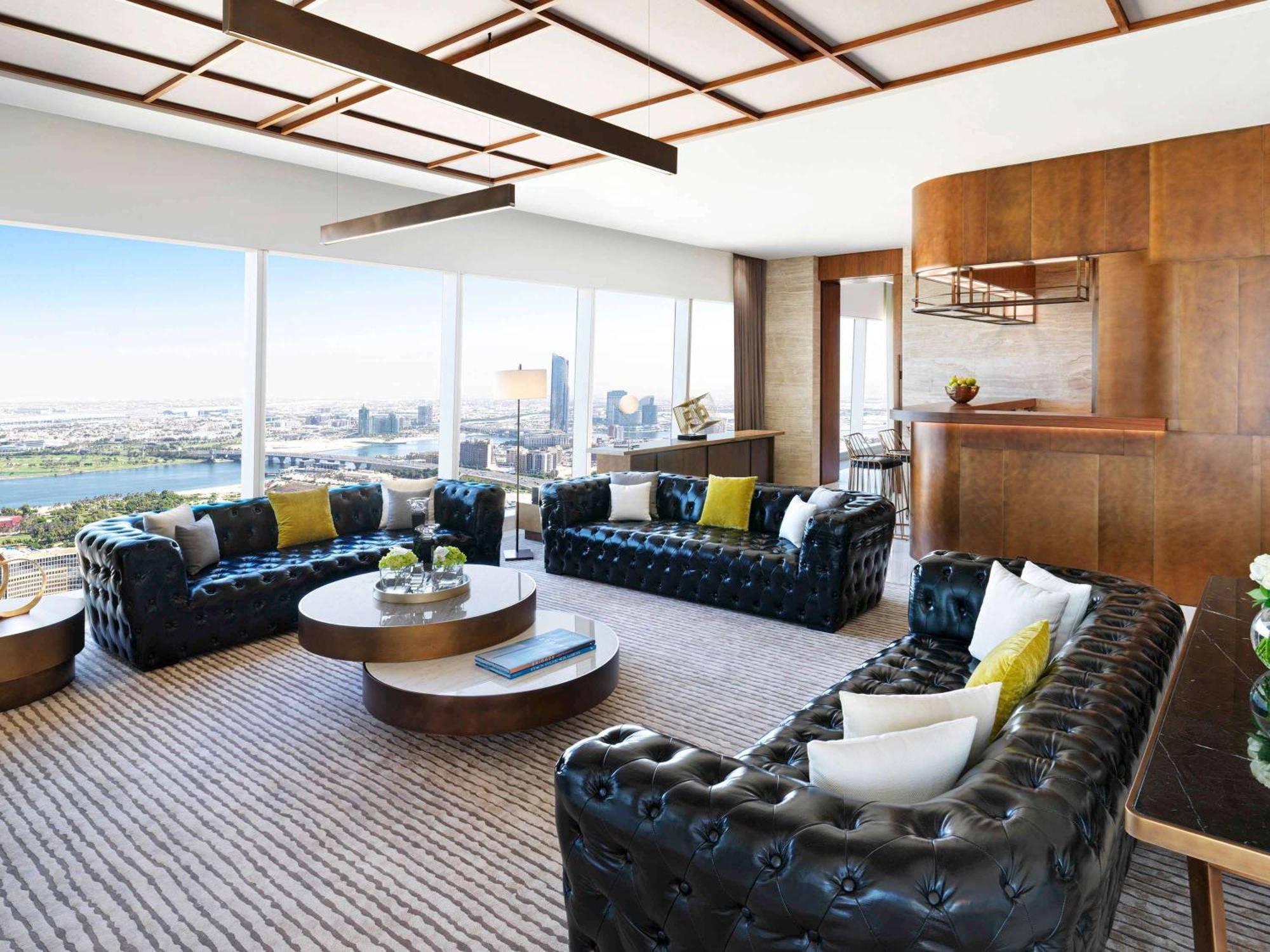ホテル Sofitel Dubai The Obelisk エクステリア 写真 The living room of a three-bedroom suite