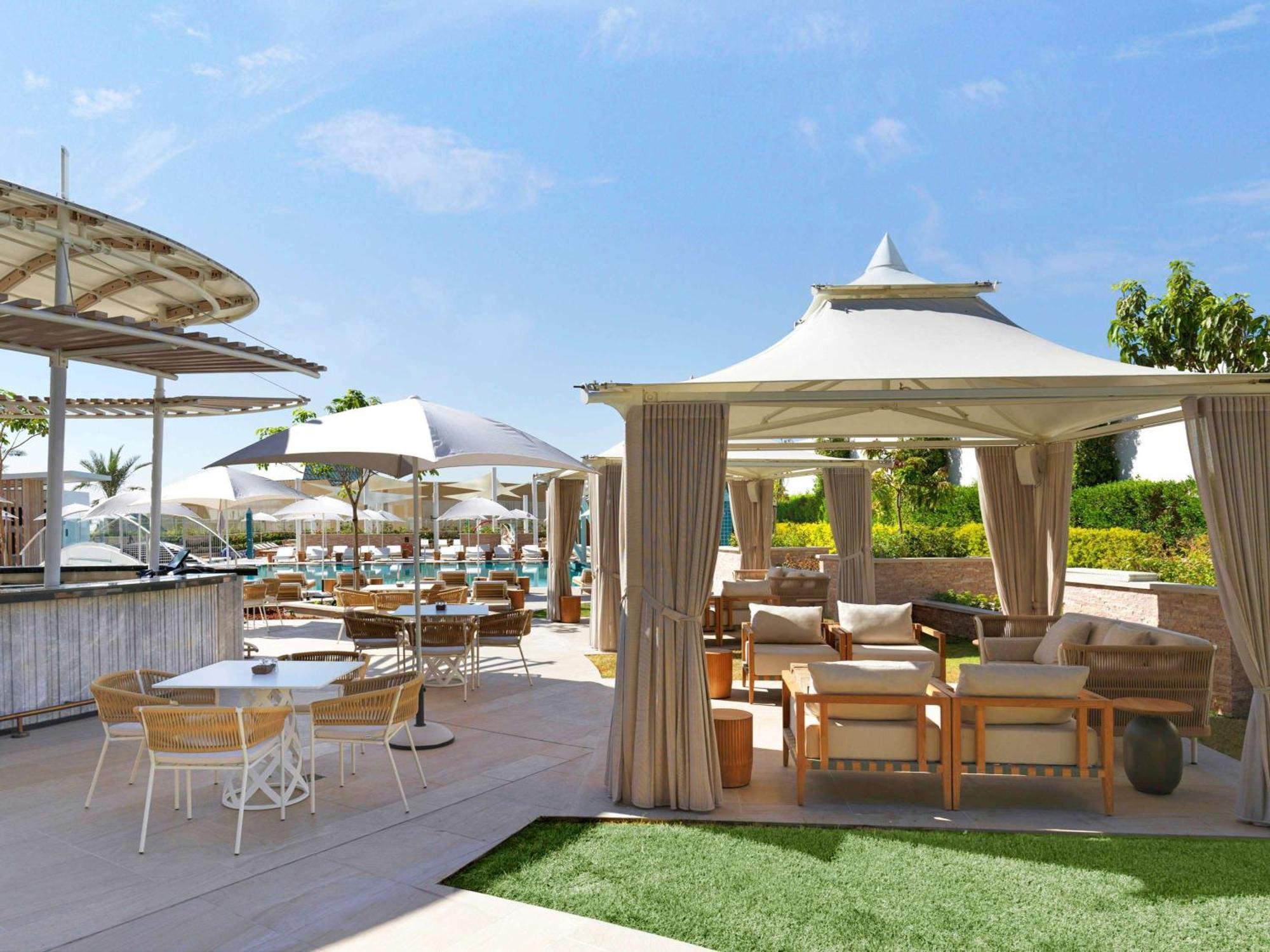 ホテル Sofitel Dubai The Obelisk エクステリア 写真 The Beach Club