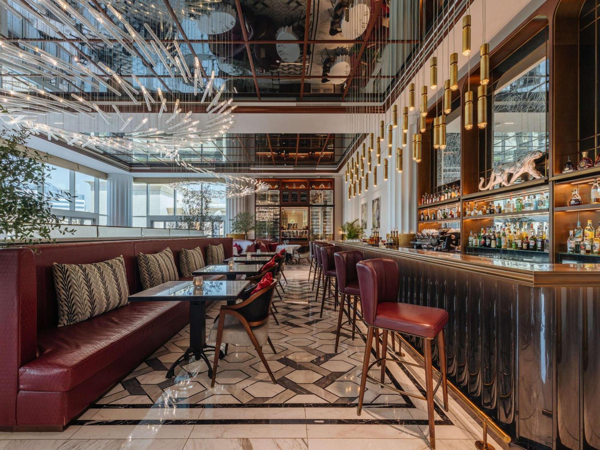 ホテル Sofitel Dubai The Obelisk エクステリア 写真 The Bar